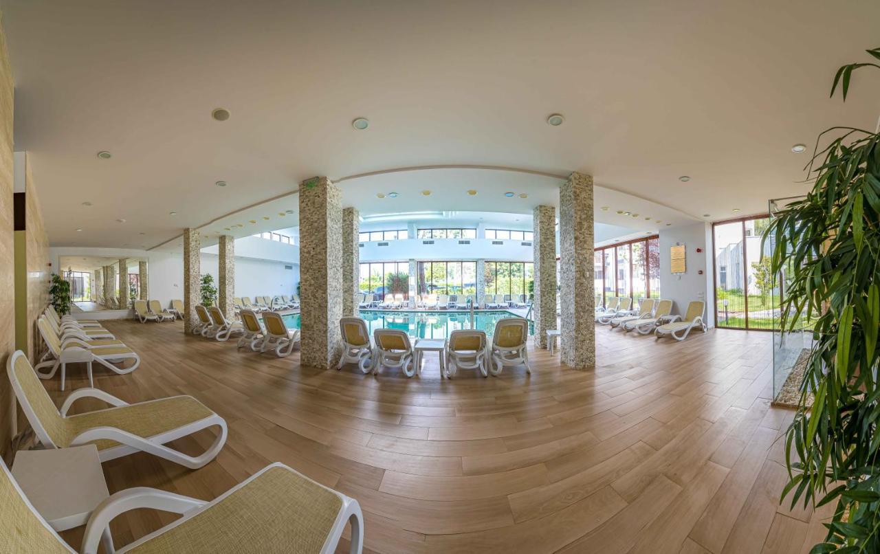 Mera Resort Venus Exteriör bild